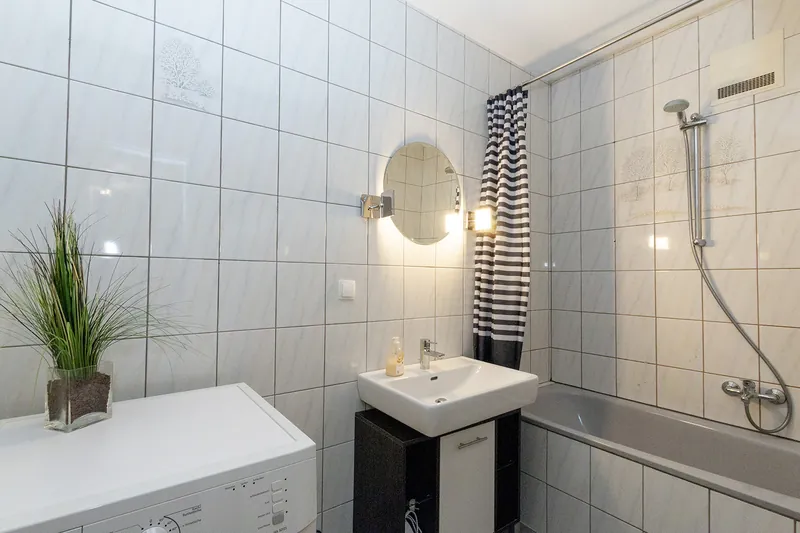 Ausgestattete Küche im Apartment Marchtrenk 42 m²